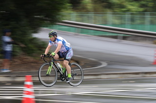 自転車二ノ宮選手