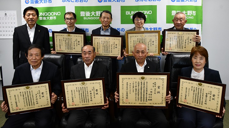 第72回全国乾椎茸品評会受賞報告会 第72回全国乾椎茸品評会受賞報告会