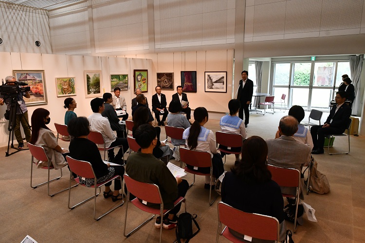 第33回豊後大野市アマチュア美術展表彰式 第33回豊後大野市アマチュア美術展表彰式