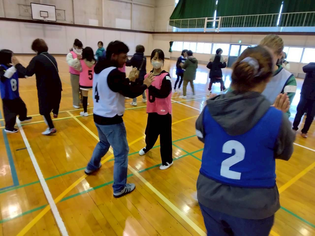 フォークダンス２